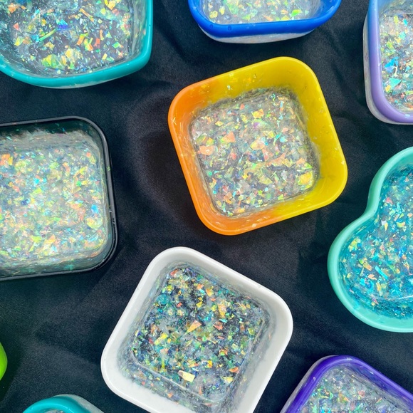 Holographic Trays - Heart Dish - Square Jewelry Holder - Handmade - Picture 4 of 11